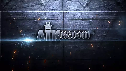 Seksi abanoz minyon jada bebek ile vibratör