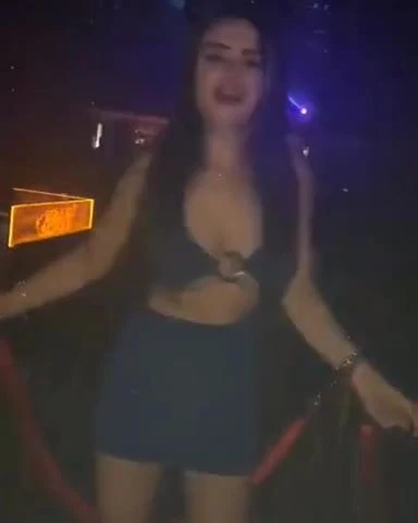 Naz mila göt, memeler, meme ucu Türk ünlü 4