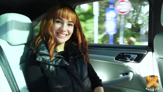 Ophélie için kameranın önünde ilk büyük penis, 27 yaşında!
