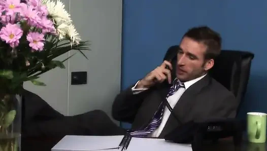 Lateks sahibe kölelerinin bağlanmasını sağlıyor