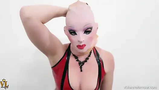 Vivienne l'amour - sürtük lastik bebeğim ol (hd)