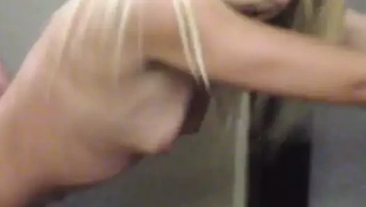 Küçücük hile milf güzellik alır the büyük bir ve seviyor o