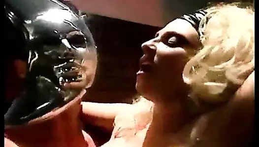 Peter kuzey ve öpücük