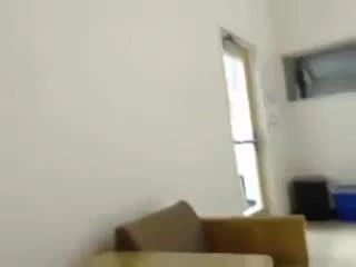 Libary'nin içine boşalıyor