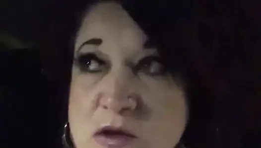 Qos bir randevuya giderken