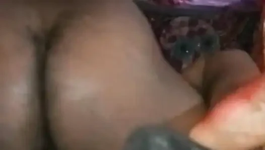 Karısını domaltarak sikiyor