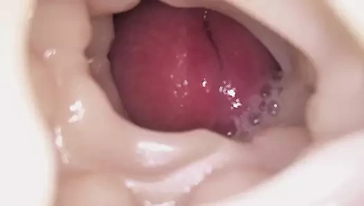 Fleshlight'ı sikiyor ve içine boşalıyor