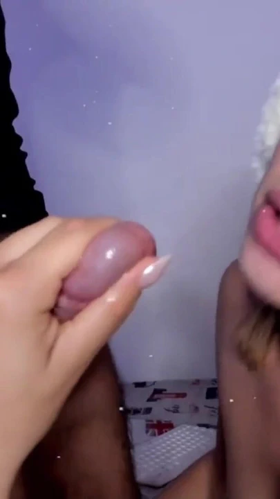 Islak et, dilini hareket ettir, devam et - oral seks talimatları | Klip 1