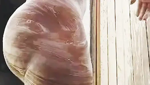 Dışarıda banyo, umumi banyo