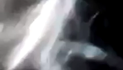 Sürtük büyük yarağımı emiyor