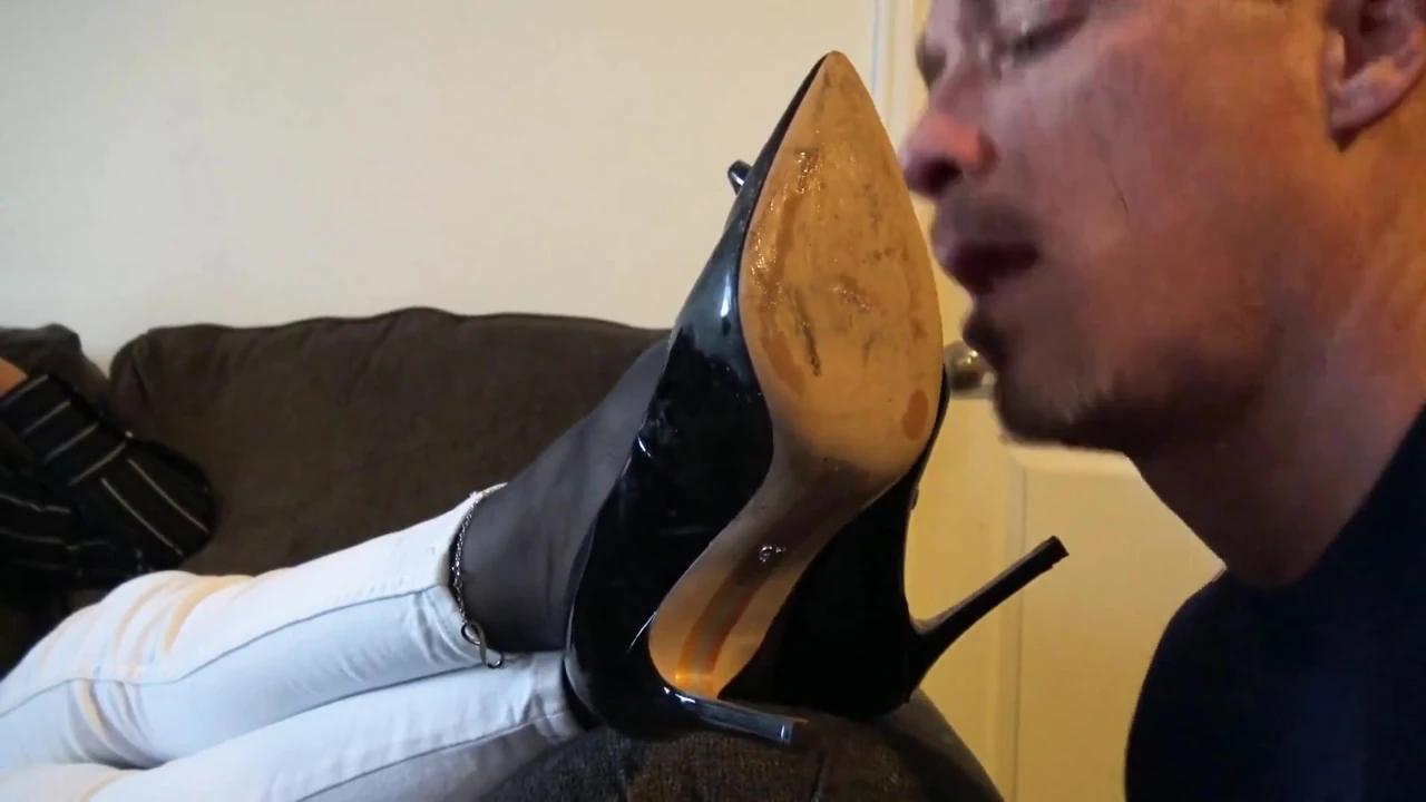 Lick My Shoes, Smell My Nylons!