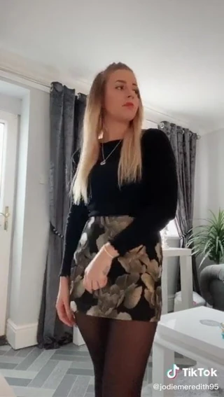 tik tok tayt
