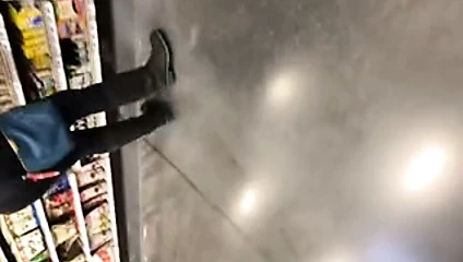 Orta yaşlı seksi kadının götü