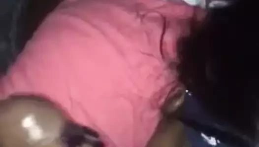 Bana oral seks verdi ve beni boşalmak