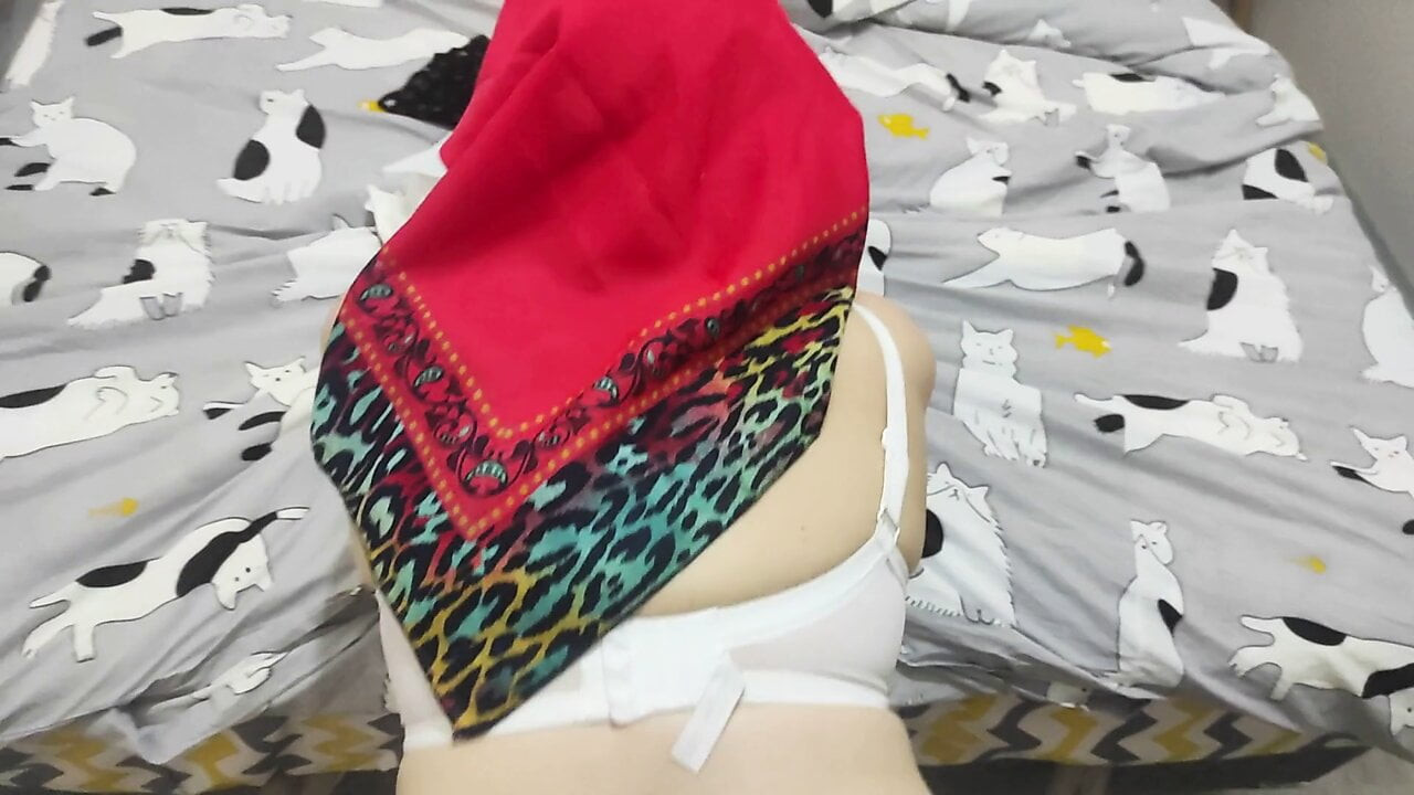Kocasini Aldatan Turbanli Domalmis Vurduruyor Turkish Milf Turkish Hijab