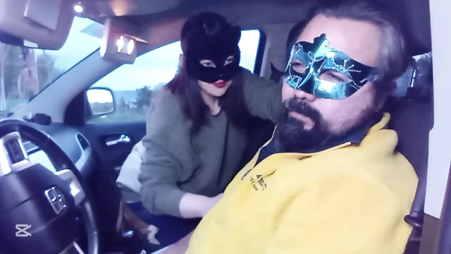 Arabada yüze tokat atma