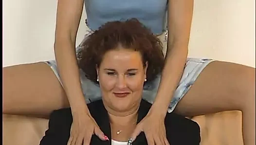 Milf Lesben ficken so entspannt