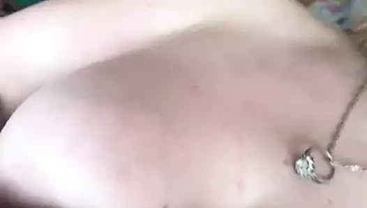 Azgın ve seksi komşum her zaman benimle alay ediyor