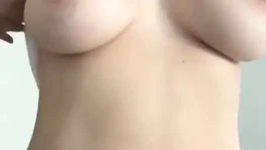 Göğüsler whit noura video 2