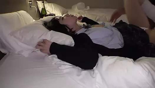 Yuki - bencilim, açgözlüyüm ve sadece seninle sikişiyorum - bölüm.1