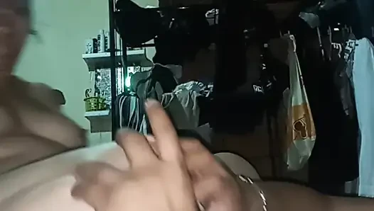 Kız arkadaşımın üvey erkek arkadaşı sikiliyor