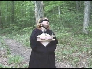 Bbw ormanda sert esaret vardır.