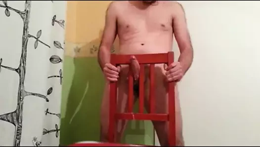 kırmızı sandalye çabalayan kriko cum