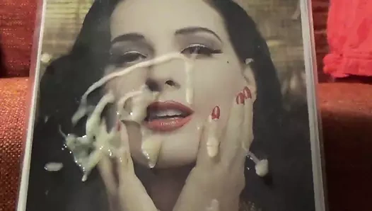 Dita von teese beni tekrar boşalmak yapar