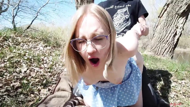 Mary'nin piknik sert sikişle bitiyor