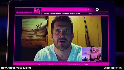 Kelli berglund &amp; roxane mesquida striptiz ve çıplak seks