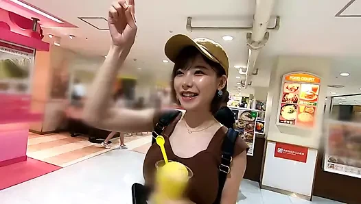 O kadar sevimli ki röportajlarla dolup taştı! Dondurma dükkanının poster kızı kaltak bir sürtük haline geldi! Pie ejacu