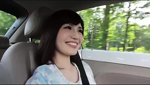 Mücadele eden küçük memeli kız hızlı bir para kazanmak istiyor - bölüm 1