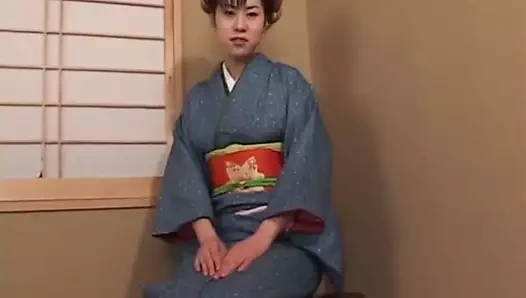 Chinatsu nakano kıllı dürtme deliğini gerçekten iyi yapıyor - mor