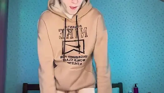 Patlayana kadar büyük dokuz inçlik yarağımı okşamamı izle