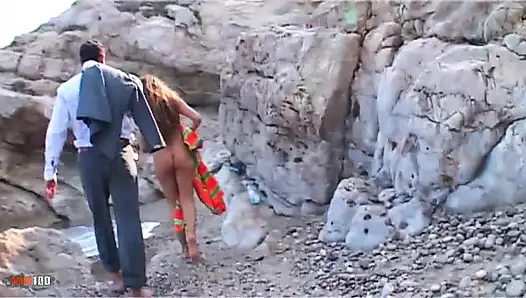 Fransız sarışın Vayana ve Jorge - plajda sakso, anal ve açık havada sert boşalma