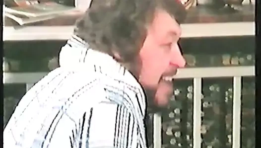 orospu çocuğu (70'lerin bağbozumu porno)