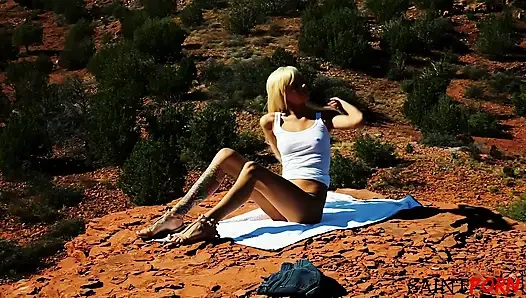 Skinny Blonde with Tattoos Rubs Her Shaved Pussy Outdoors in the Desert