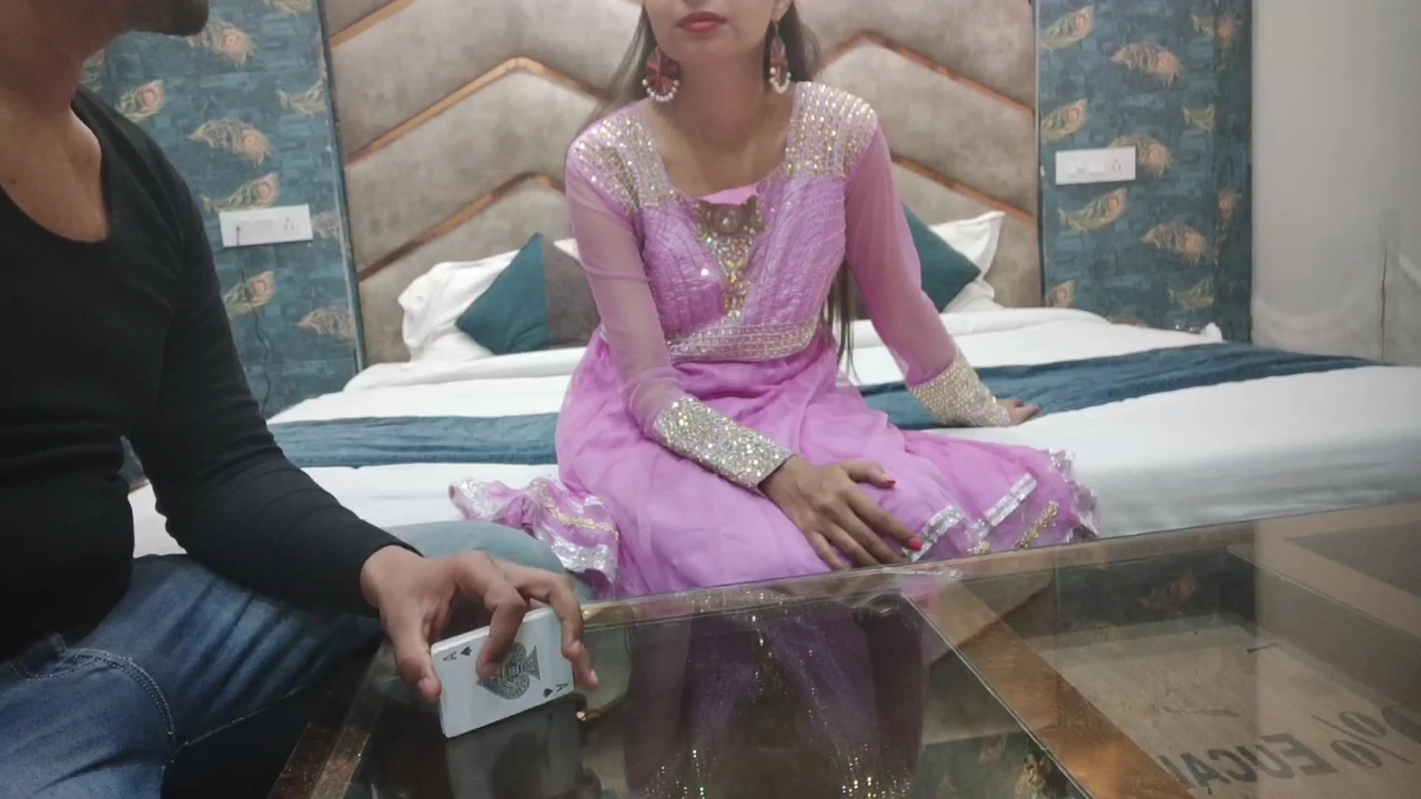 Bhai ne bhen ko hara ke usko chudne ki demand ki mana karne ke baad bhi behn ko khub gaand mari roleplay in hindi audio