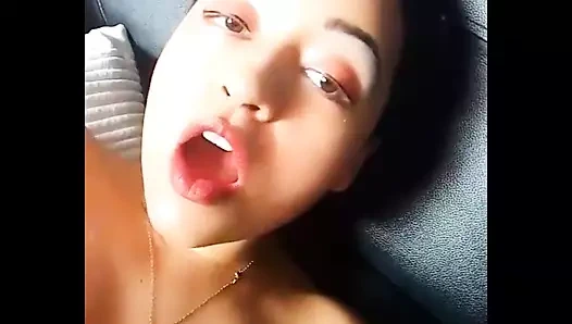 Saturno fışkırtıyor, komşular bizi duyacak, daha hızlı amcığıma sok