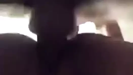 Gürültülü kız alıyor