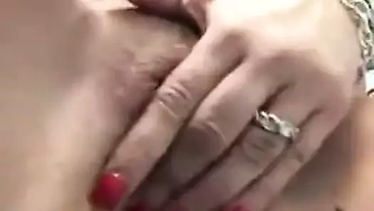 Bitt sürtme ona kedi