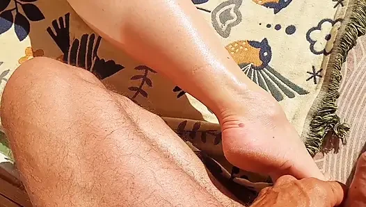 Olgun Sarışın Eş Dışarıda Seksin Tadını Çıkarıyor