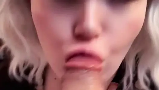 Yeni üvey annenle sevişmeden duramıyorum