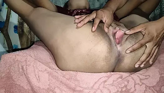 My Virgin Lips Moist And I Come Squirting For Penetrates His Stepbrother Fingers In Indian Homemade Xvideos