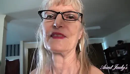 Auntjudys - 69 yaşındaki Teksaslı amatör gilf diane senin kişisel sekreterin