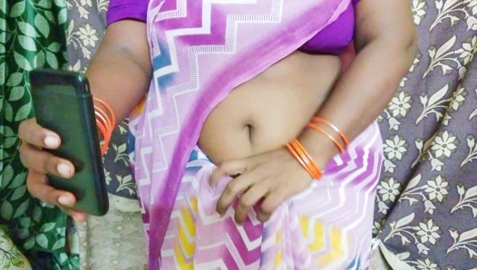 Tamil desi cheating wife shows her body on video call to her cheating husband who is working abroad without.