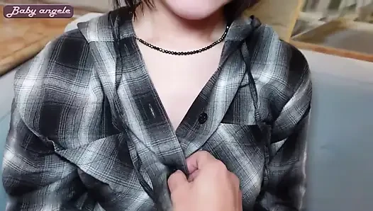 Yarı güzel kızın ilk adımı - bir gün pişman olabileceği özel bir seçim