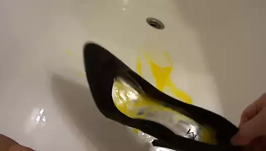 Tatillerinde topuklu ayakkabılarıyla oynayın (bölüm 2)