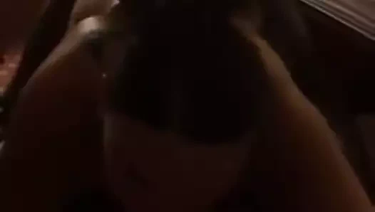 Kirli konuşurken sert doggystyle milf