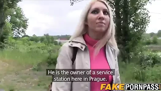 Büyük memeler sarışın alma o iyi doggystyle ve cowgirl seks